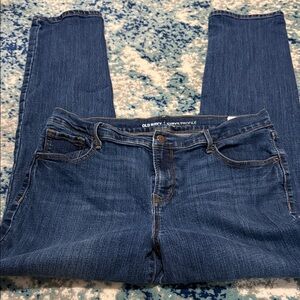 Old Navy Women's Curvy Jeans in Dark Blue Wash